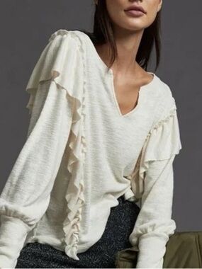 Anthropologie Pilcro Cozy Popover Top Front Ruffle in Cream Oversized